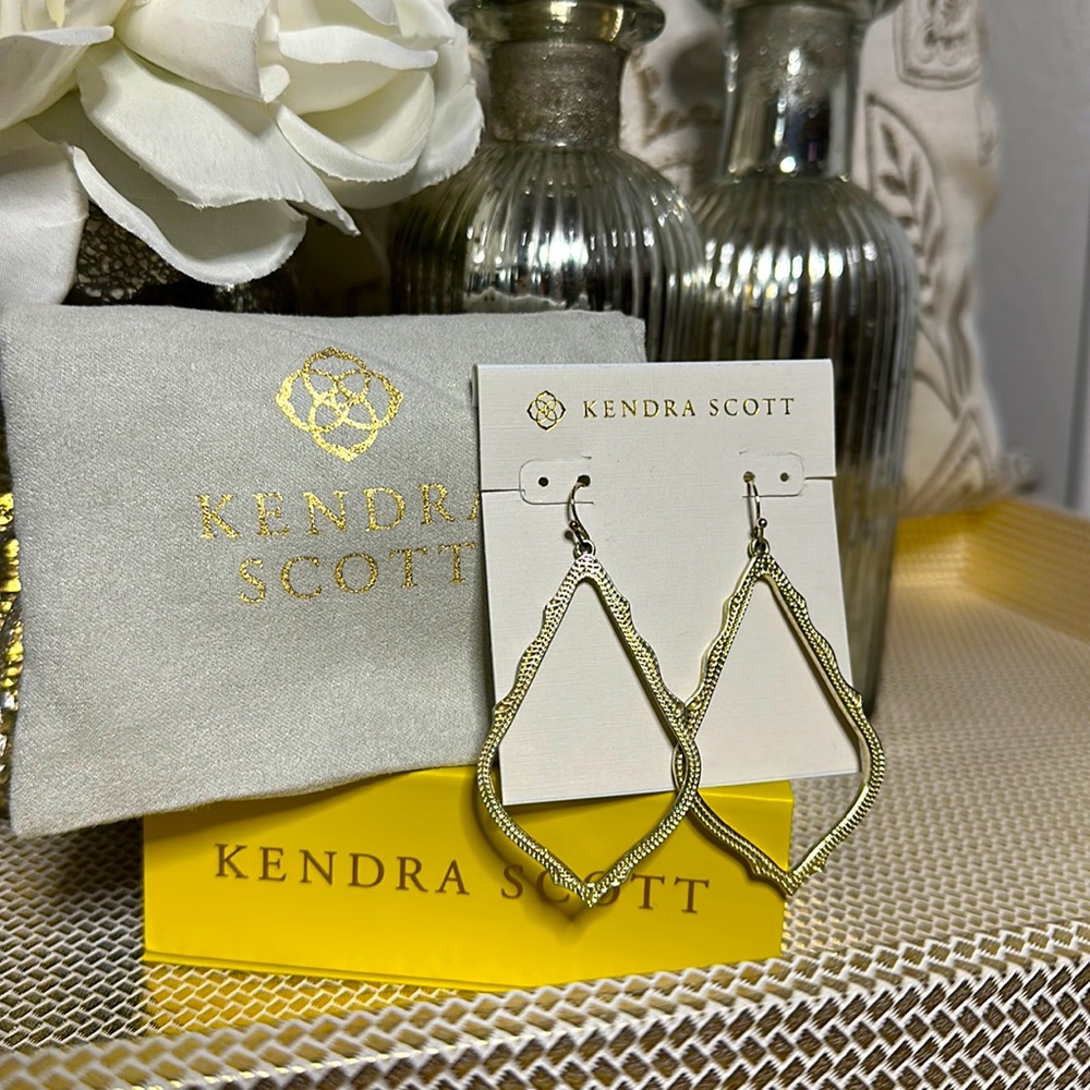Kendra Scott Gold Sophee Earrings - EUC